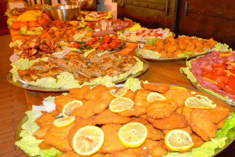 Catering for Corporate Events and Team Building