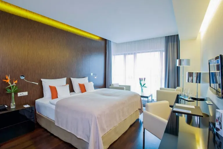Suitable accommodation for corporate events
