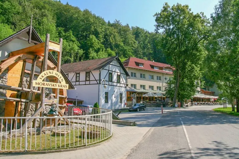Hotel Skalní mlýn