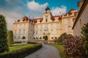 Anton Florian, zámecký hotel Valtice