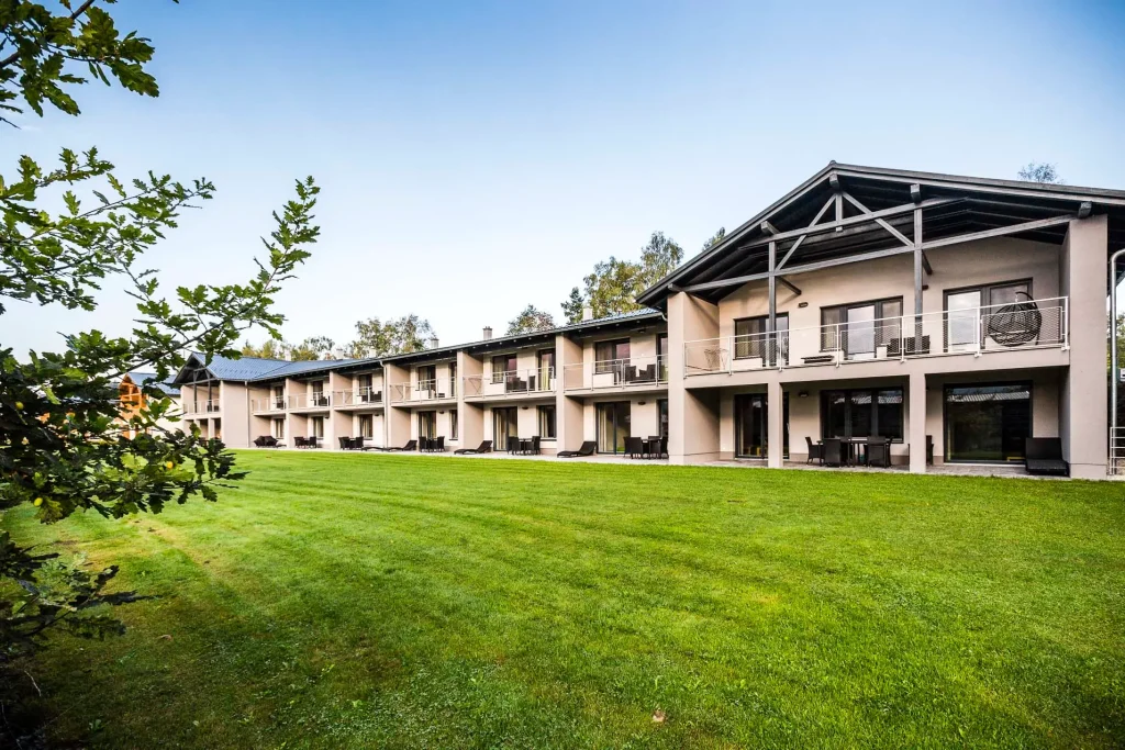 Amenity Hotel & Resort Lipno – Deluxe houses on the resort lawn