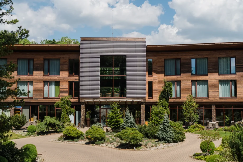 Hotel Zochova chata Modra – Hotel uprostřed bukového lesa v Malých Karpatech