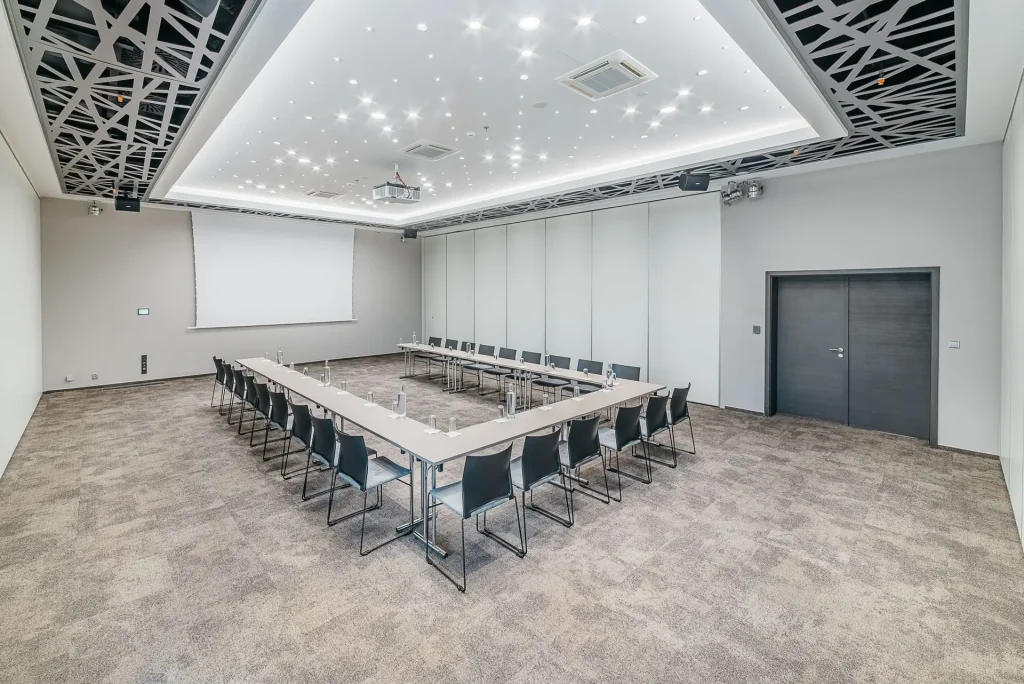 Maximus Resort Brno – Konferenční salonek s uspořádáním do U