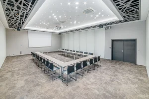 Konferenční salonek s uspořádáním do U